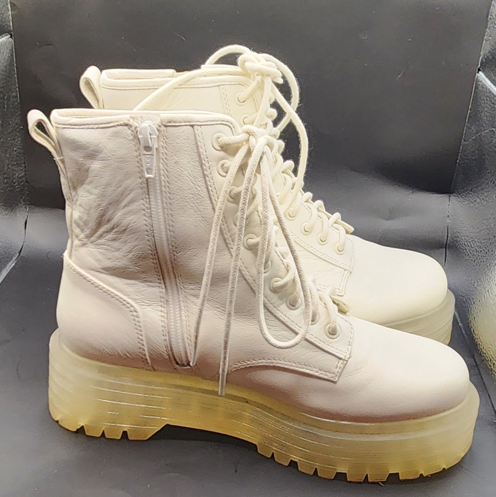 Gianni Bini Women's White Lace-Up Platform Boots - Picture 5 of 8